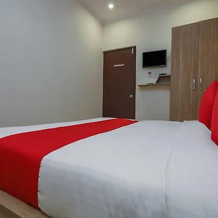 Hotel O Palm Town